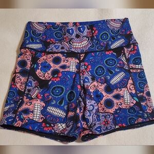 Colorful Constantly Varied Gear Skull Print Women's Shorts. Sz M